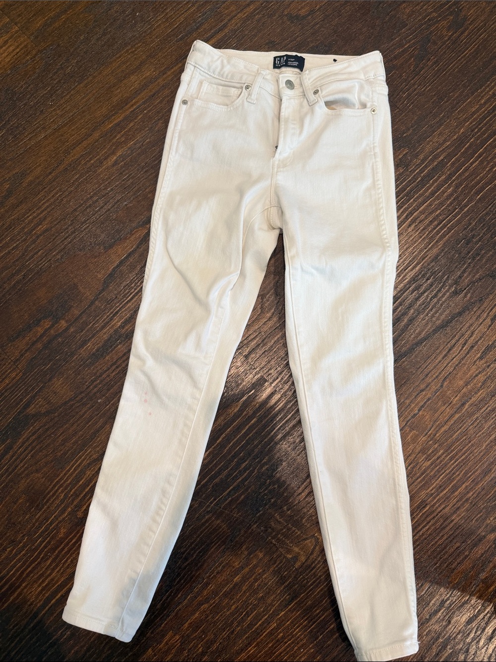 GAP Skinny Jeans in White